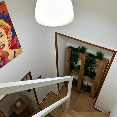 La Casa Di Rocco Apartment Naples Luaran gambar